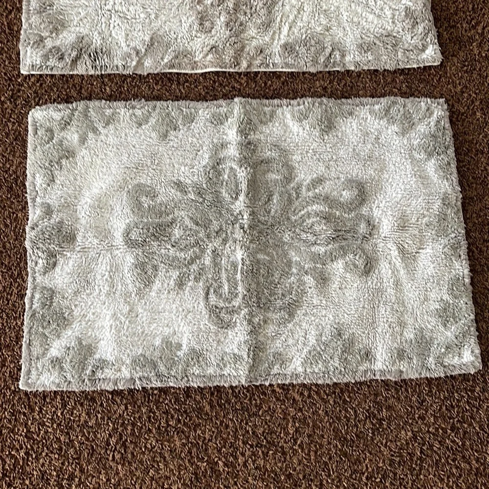 Bathroom mats